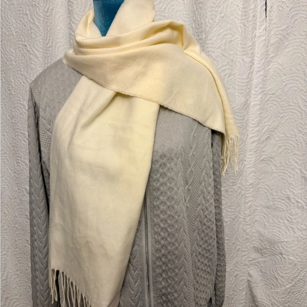Cashmink by V. Fraas Women's Scarf Off White Warm Soft Shawl 11